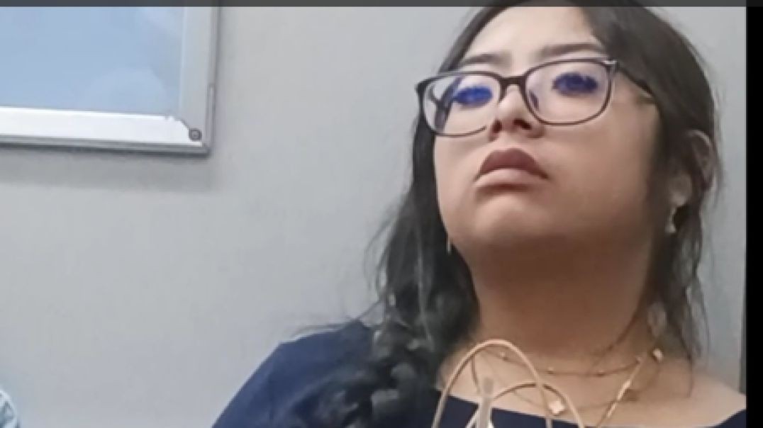 ⁣Out with Mom Teen Cant Resist