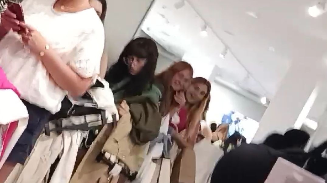 ⁣Arg Redhead Quinceanera Likes Bulge