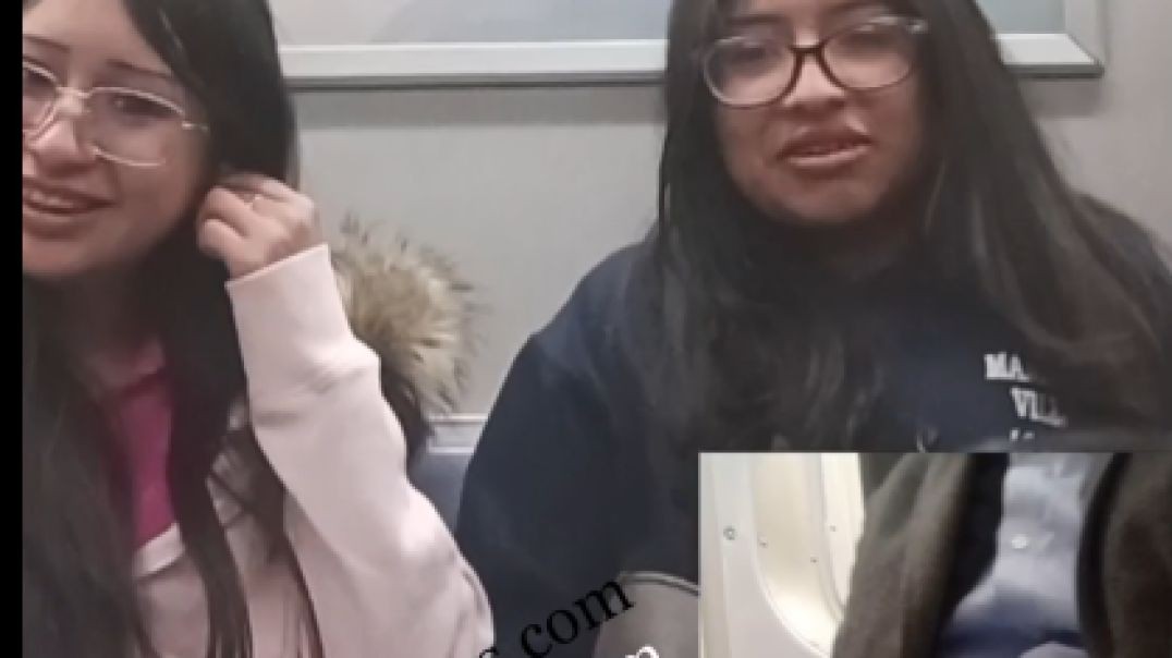 ⁣Mex Teen Takes Video...lol