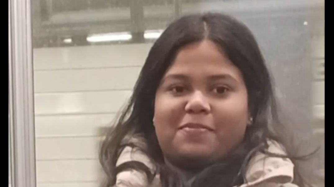 ⁣Chubby Indian Loves Stiff Cock