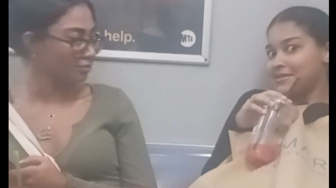 Girls Shopping  Take Cock Pics